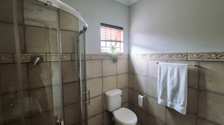 3 Bedroom Property for Sale in Mooivallei Park North West